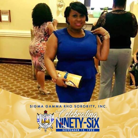 Meet your Posher, Fatima - Picture 1 of 1